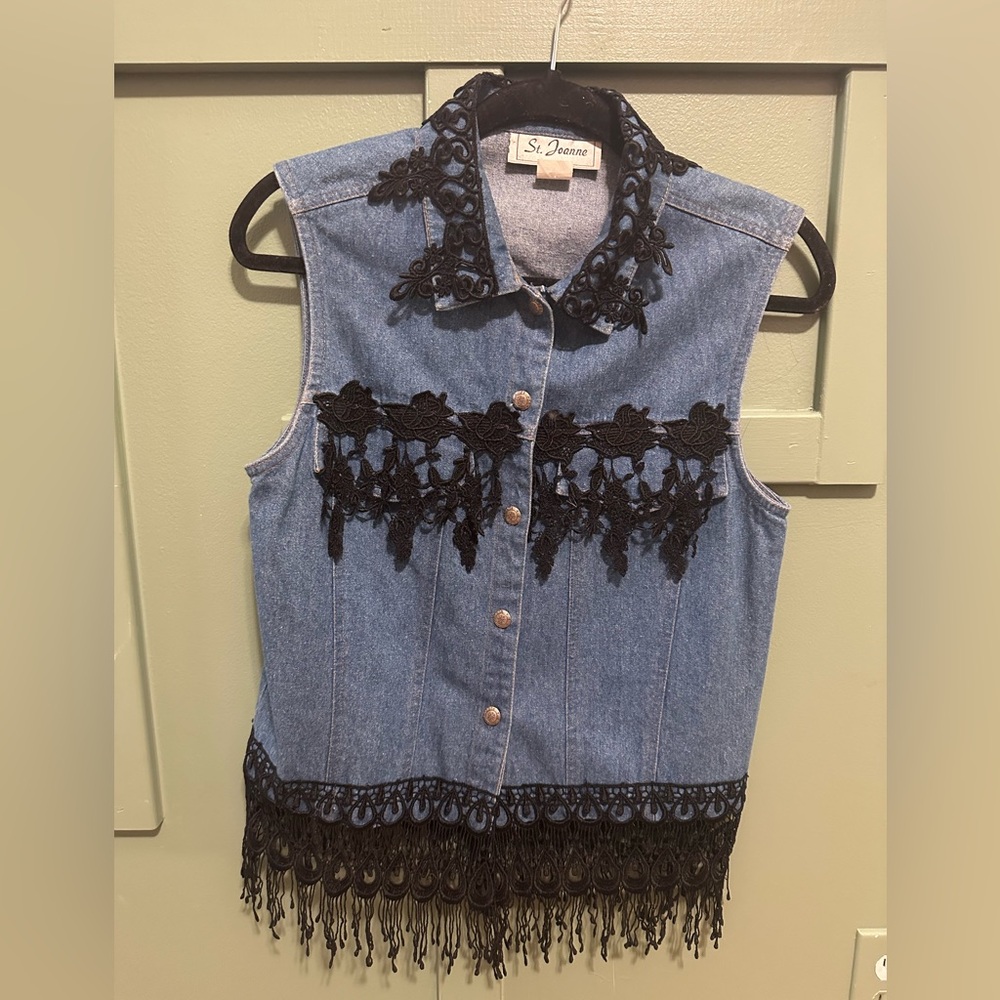 Vintage Women’s denim vest size small
